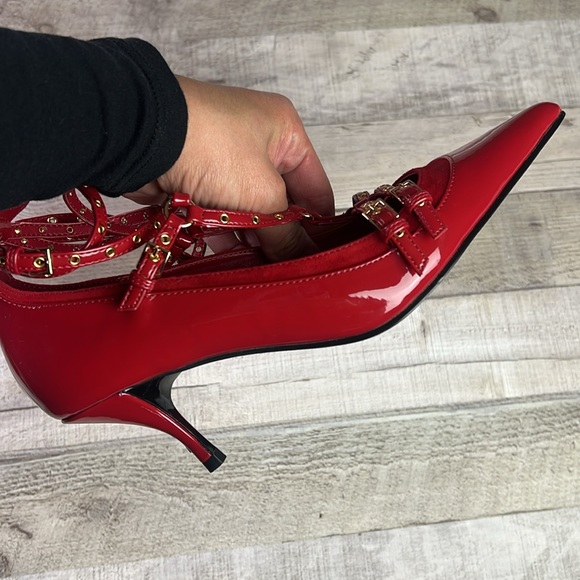 Jeffrey Campbell Resilient Pointed Toe Pump - Picture 7 of 10